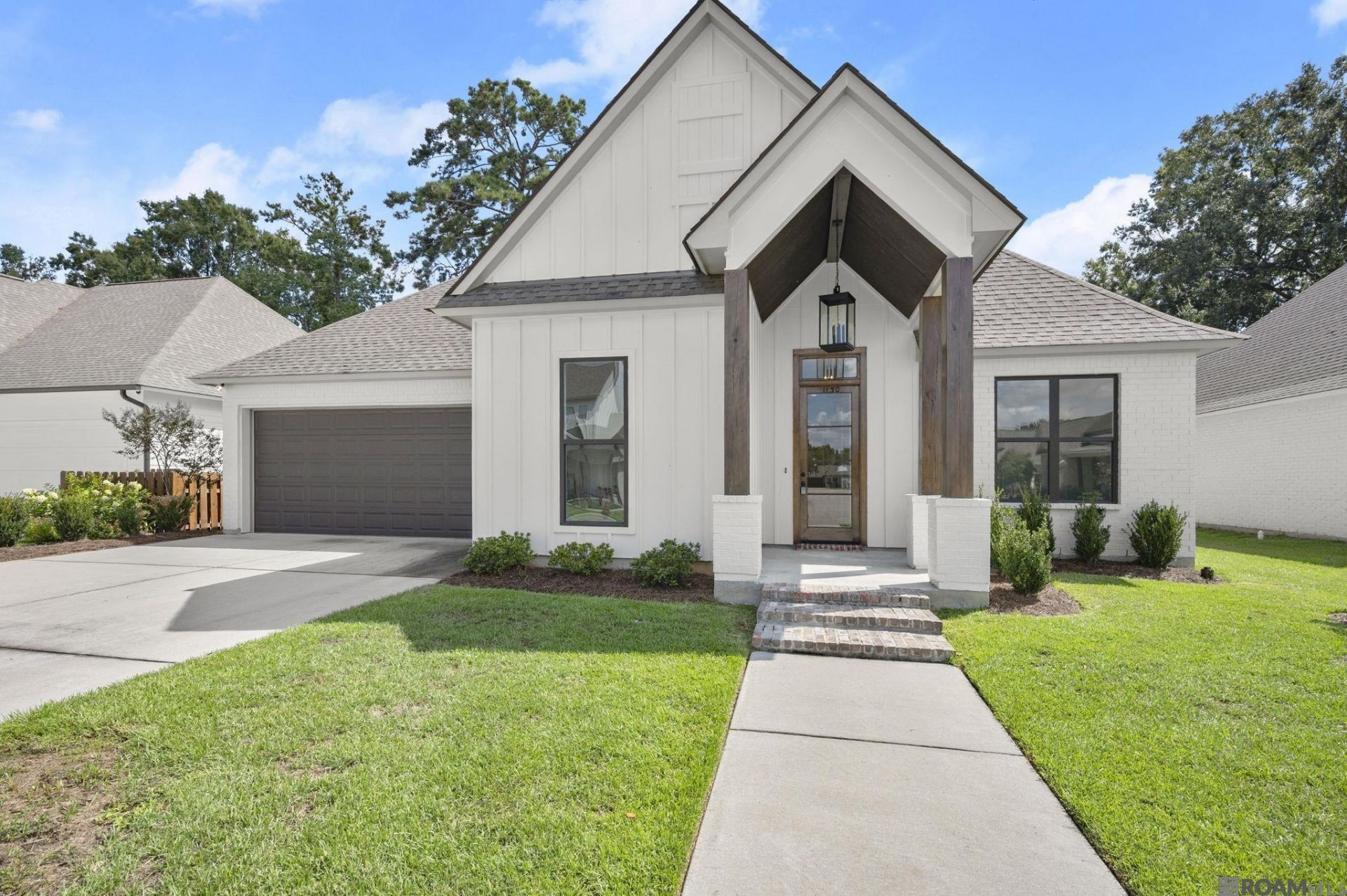 1150 Ivy Ct, Denham Springs, LA 70726 Main Photo