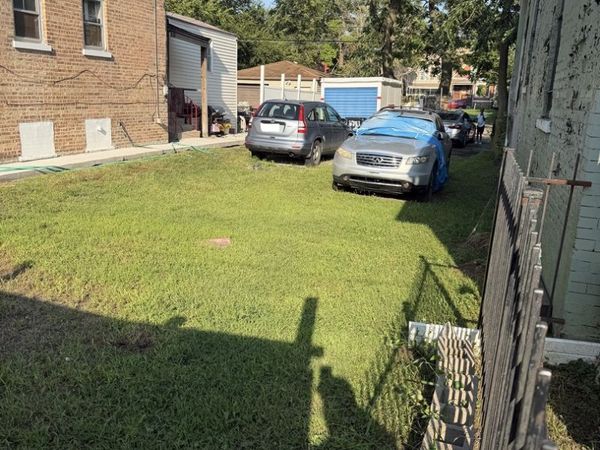 6355 S Laflin Street , Chicago, IL 60636