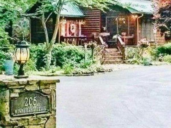 205 Minnehaha Trail , Blue Ridge, GA 30513