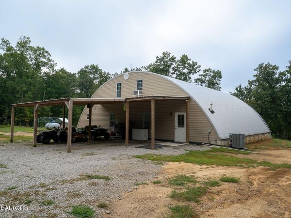 1445 Coon Hollow Rd, Sunbright, TN 37872