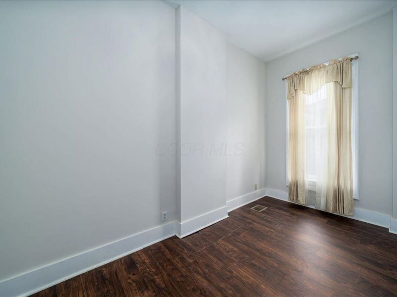 1054 E Long Street, Columbus, OH 43203 Photo 24