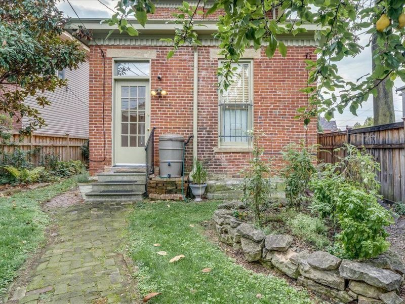 1054 E Long Street, Columbus, OH 43203 Photo 29