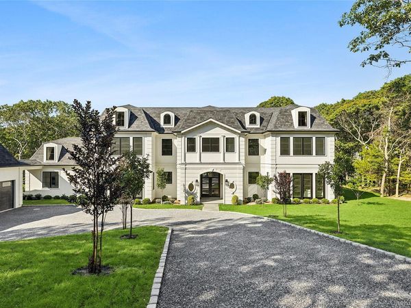 3360 Wunneweta Road , Cutchogue, NY 11935