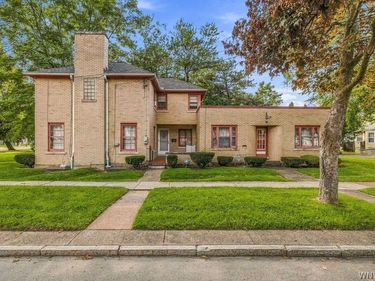 8254 Buffalo Avenue , Niagara Falls, NY 14304