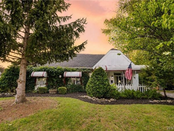 18 Christa Street, Buffalo, NY 14225