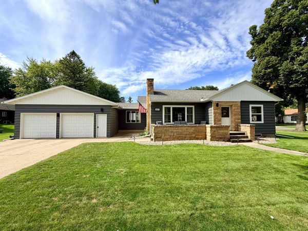 821 Turner Street, Worthington, MN 56187