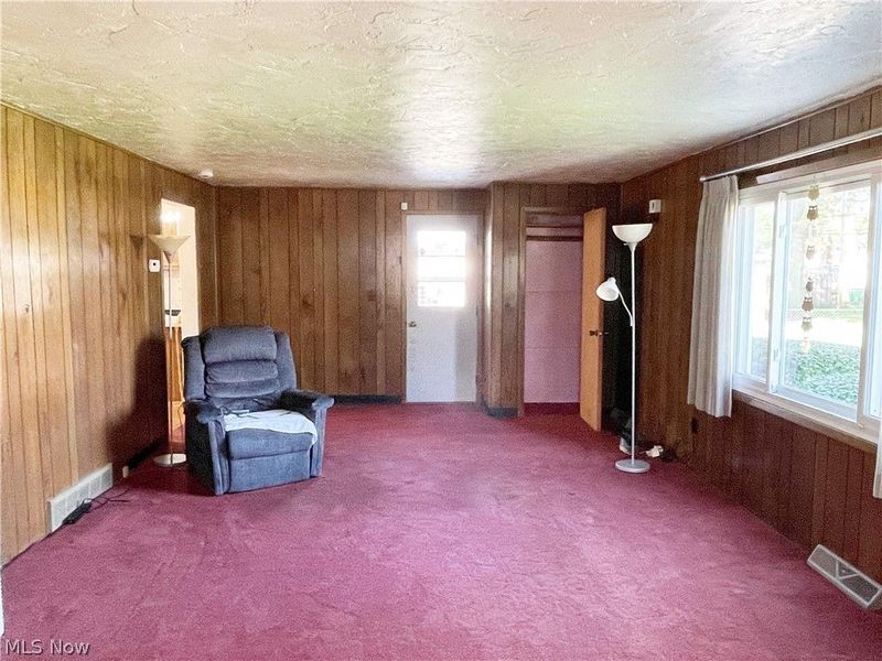 1661 Byron Drive, Mayfield Heights, OH 44124 Photo 16