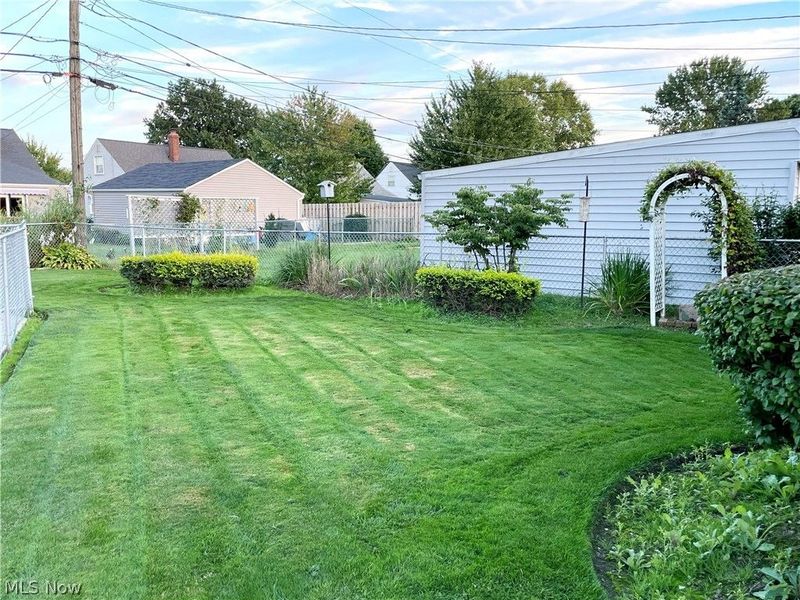 1661 Byron Drive, Mayfield Heights, OH 44124 Photo 36