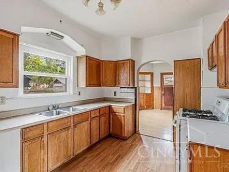 6605 Windward Street, Cincinnati, OH 45227 Photo 3