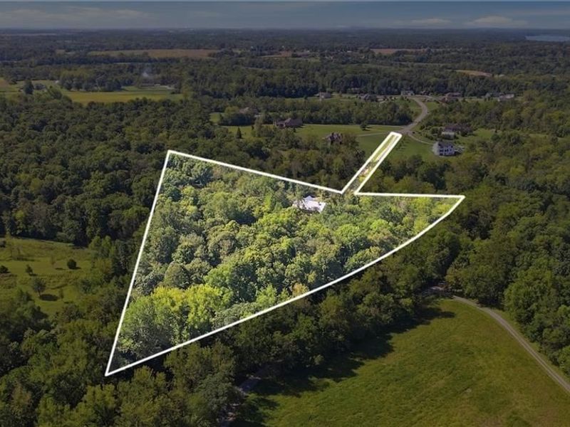 210 Blue Jay Way, Wilmington, OH 45177 Photo 3