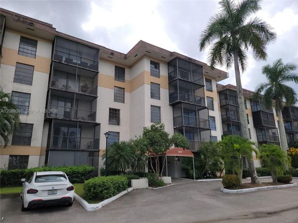 5570 NW 44th St, Unit 215A, Lauderhill, FL 33319