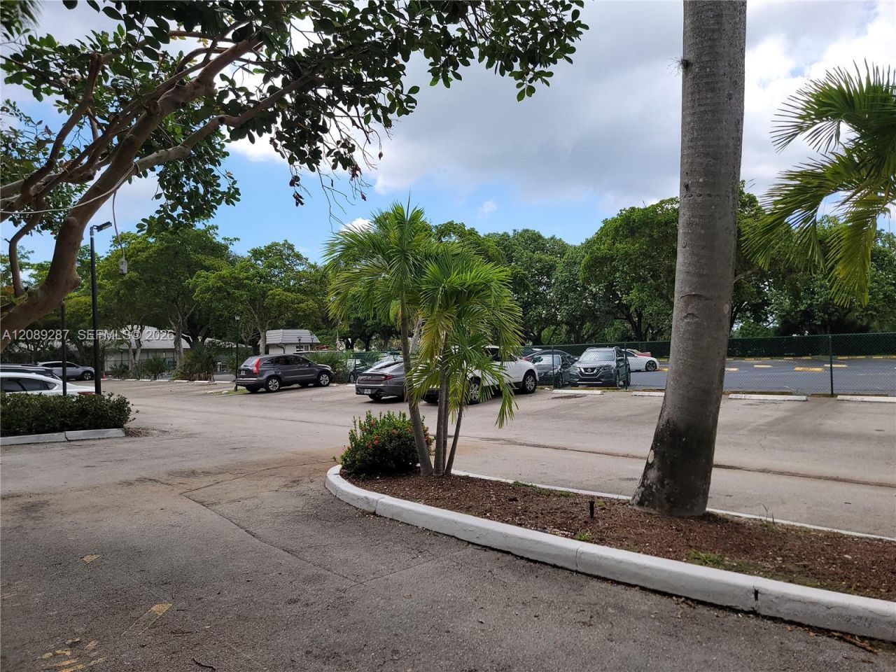 5570 NW 44th St, Unit 215A, Lauderhill, FL 33319 Photo