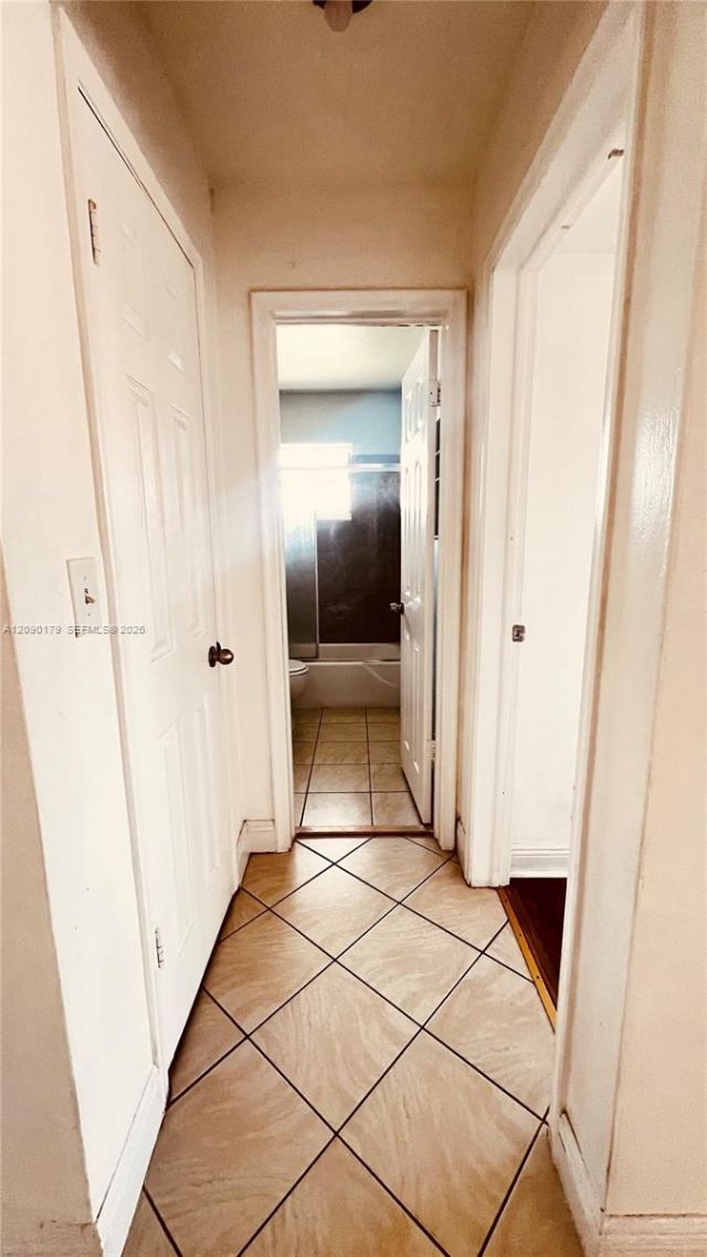1733 Mayo St , Unit 11, Hollywood, FL 33020 Photo