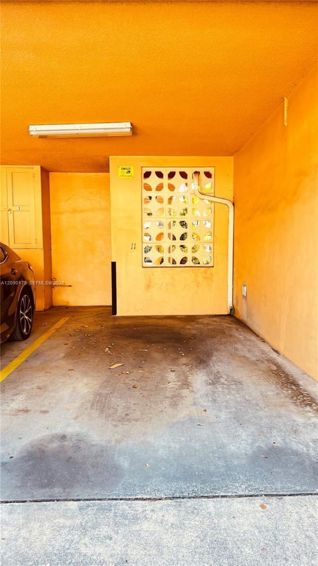 1733 Mayo St , Unit 11, Hollywood, FL 33020 Photo
