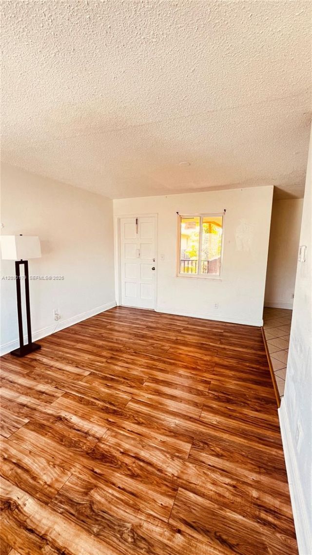 1733 Mayo St , Unit 11, Hollywood, FL 33020 Photo