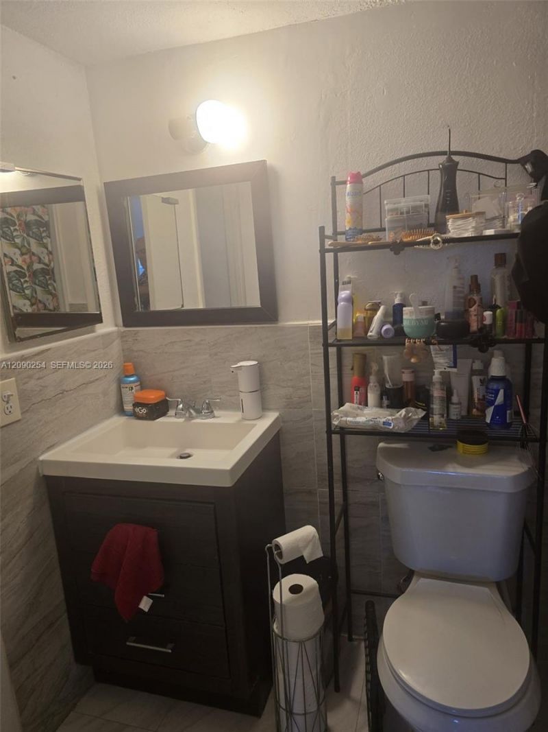 1251 NE 108th St, Unit 718, Miami, FL 33161 Photo