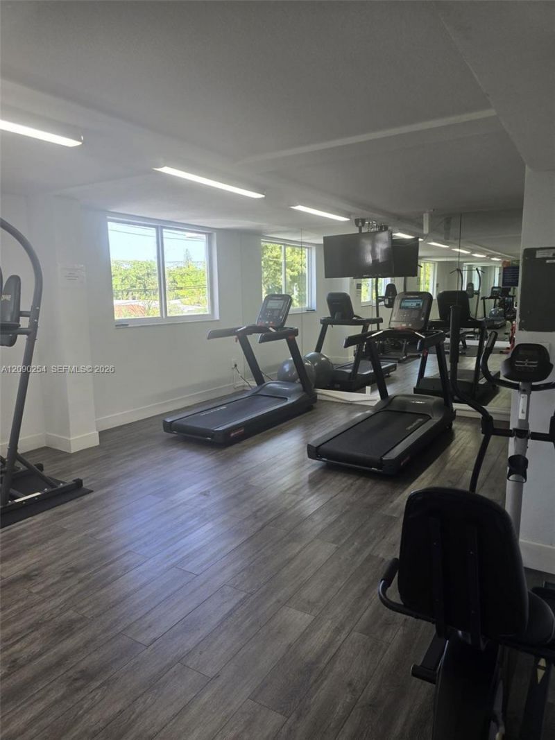 1251 NE 108th St, Unit 718, Miami, FL 33161 Photo