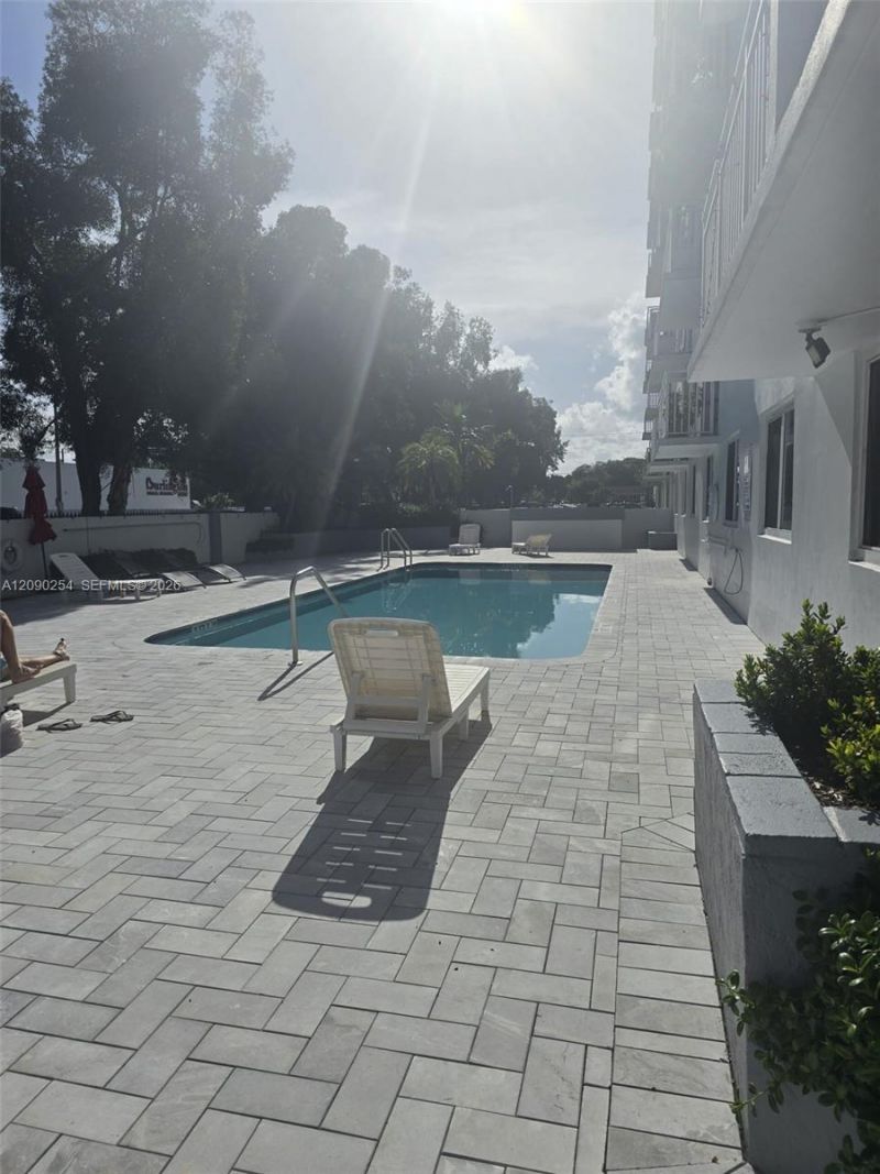 1251 NE 108th St, Unit 718, Miami, FL 33161 Photo
