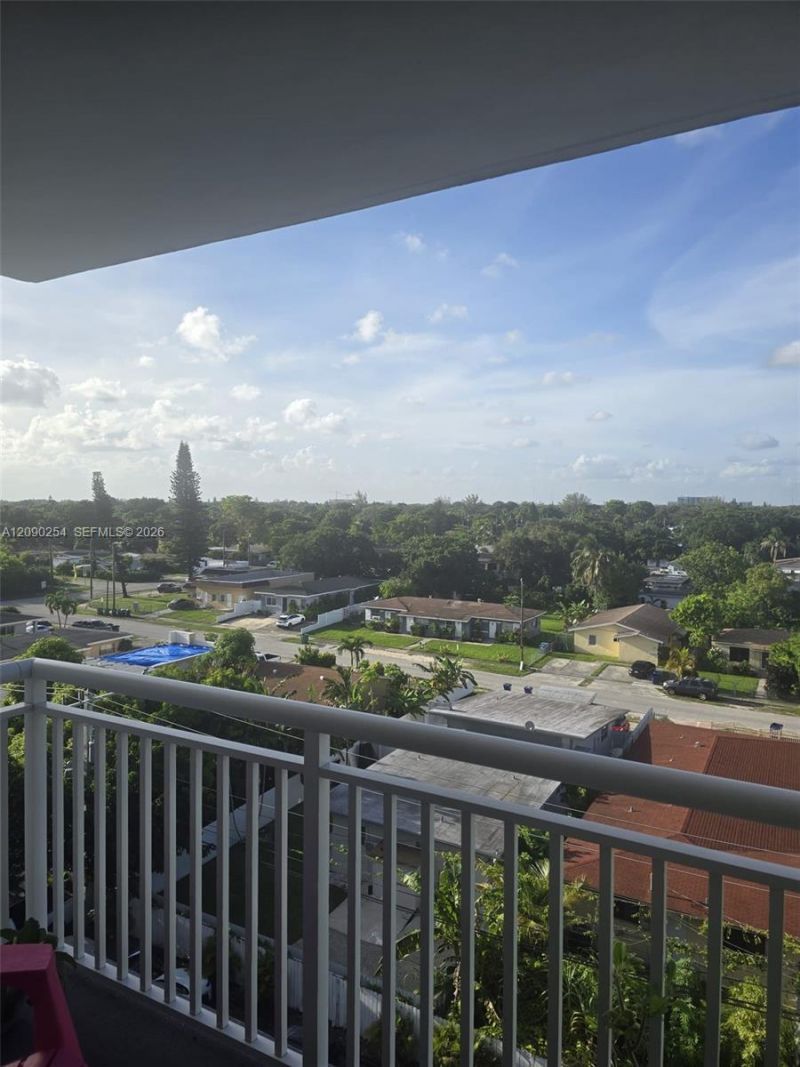 1251 NE 108th St, Unit 718, Miami, FL 33161 Photo