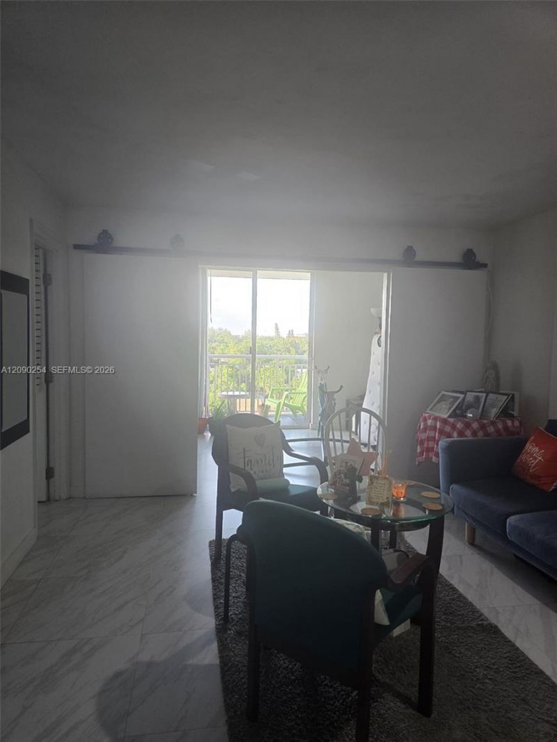 1251 NE 108th St, Unit 718, Miami, FL 33161 Photo