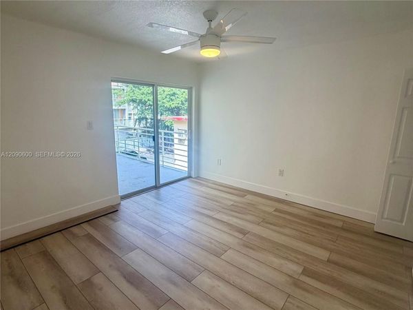 459 SW 4th St , Unit 3, Miami, FL 33130