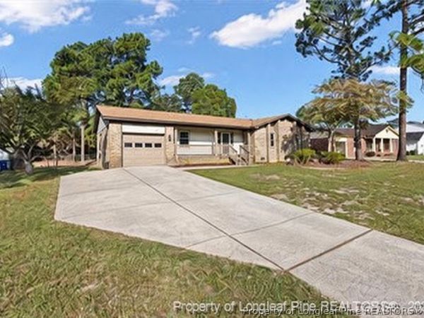 2034 Windlock Drive, Fayetteville, NC 28304