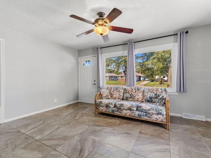 1713 Huy Road, Columbus, OH 43224 Photo 8