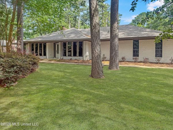 109 Park Lane, Brandon, MS 39047