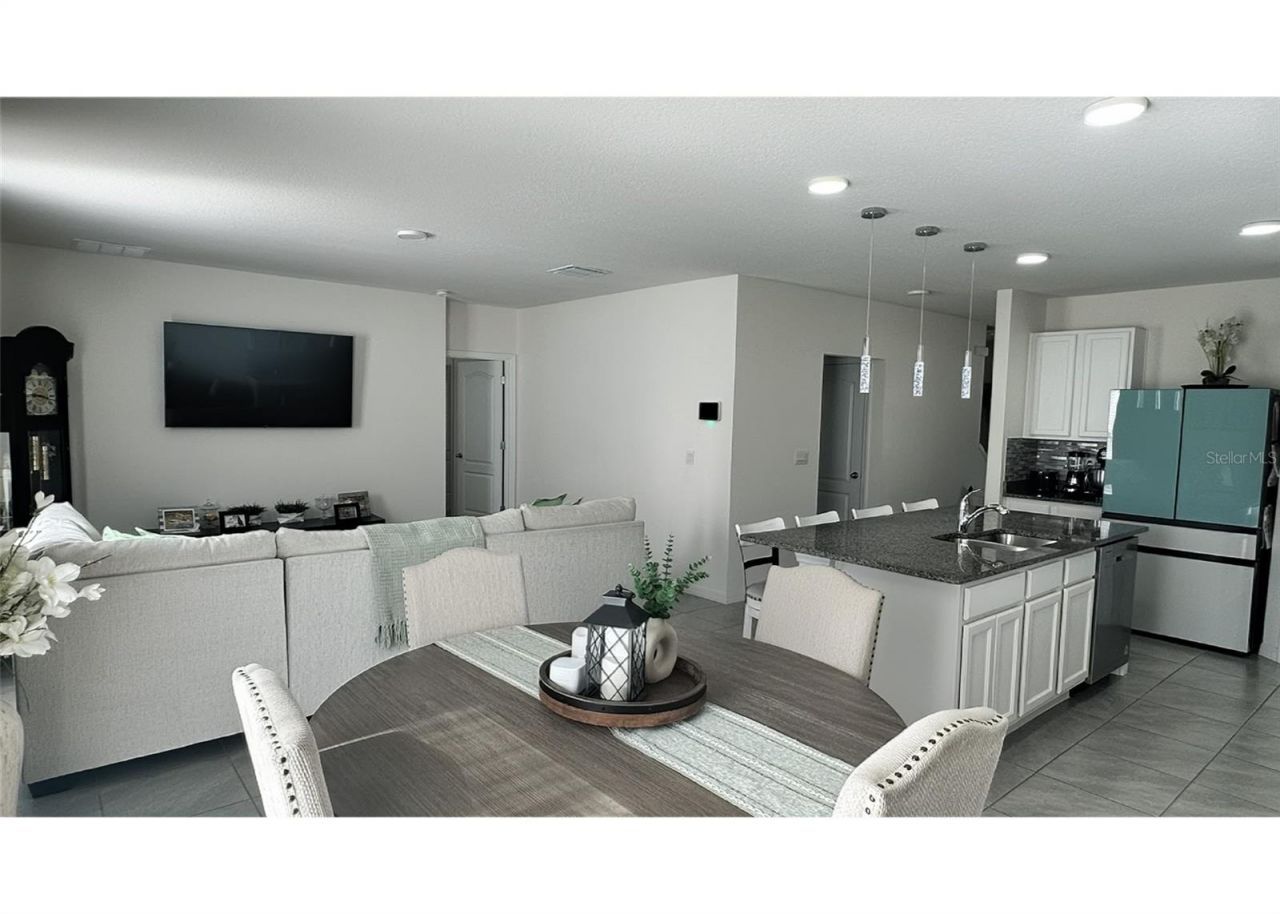 1639 Waylon Ridge Drive , Zellwood, FL 32798 Photo