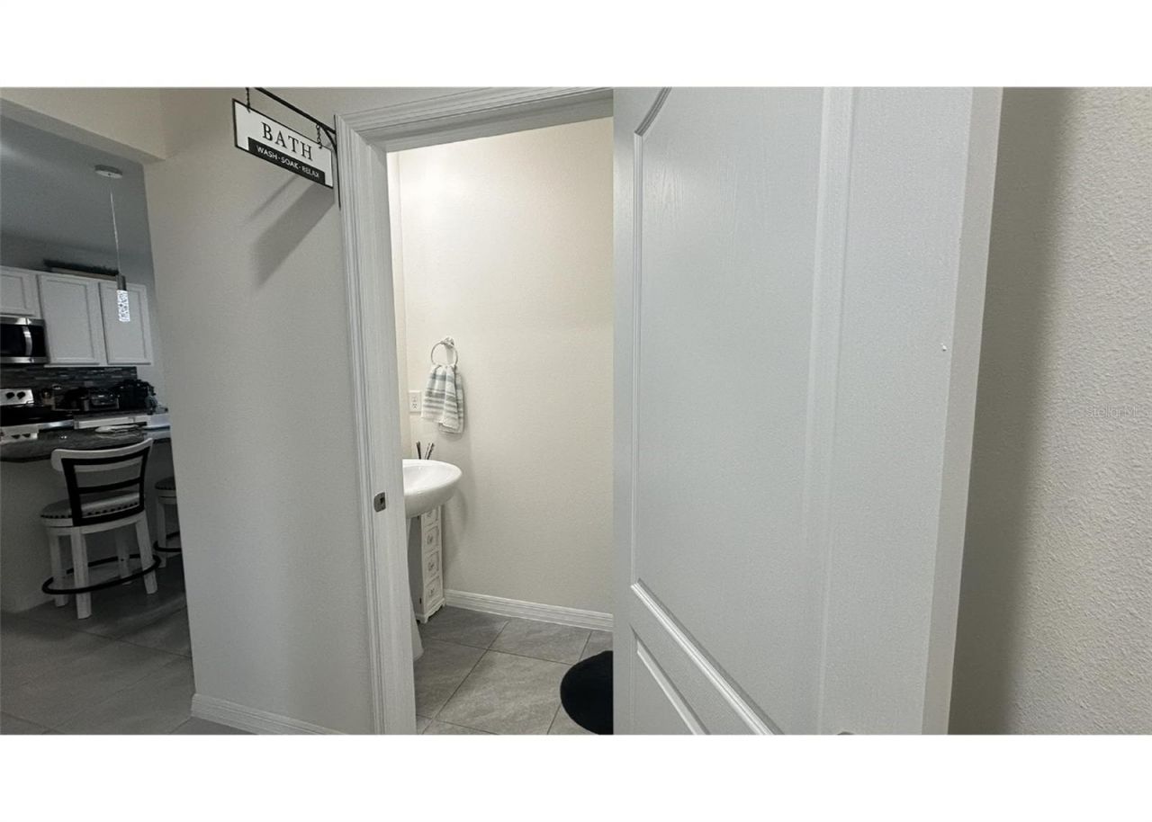 1639 Waylon Ridge Drive , Zellwood, FL 32798 Photo