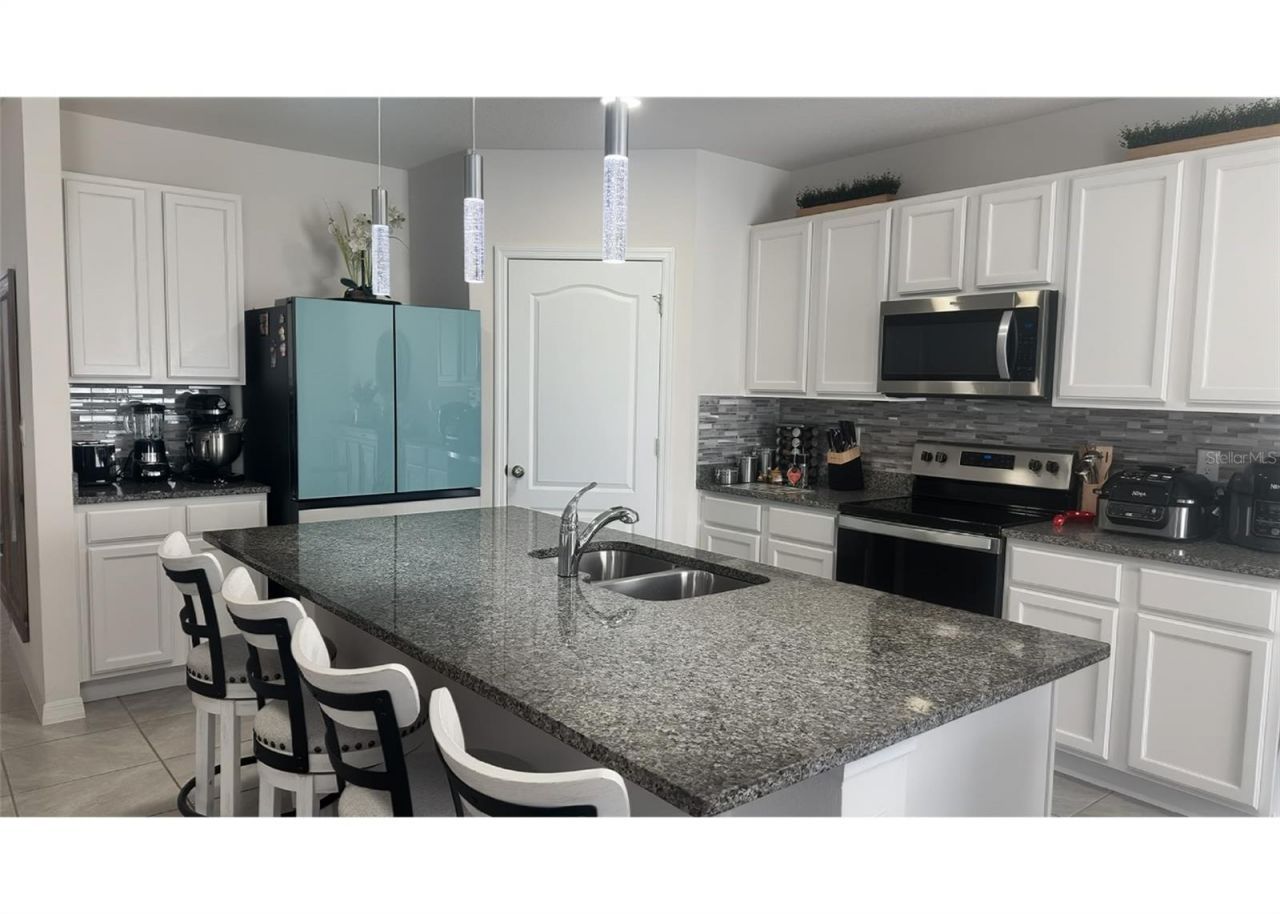 1639 Waylon Ridge Drive , Zellwood, FL 32798 Photo