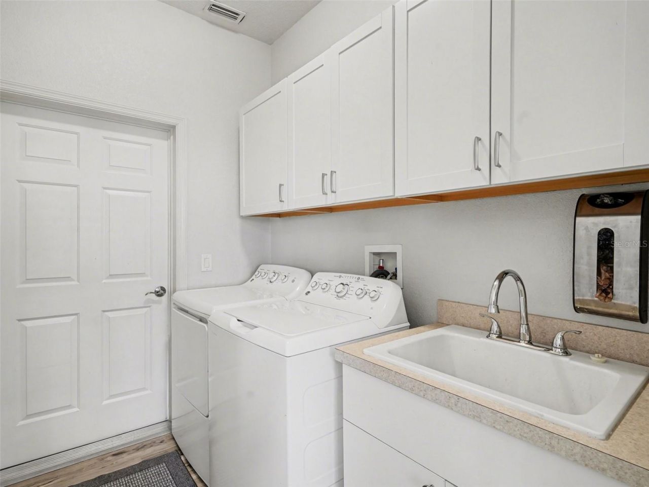 4256 Beach View Court, Port Charlotte, FL 33948 Photo