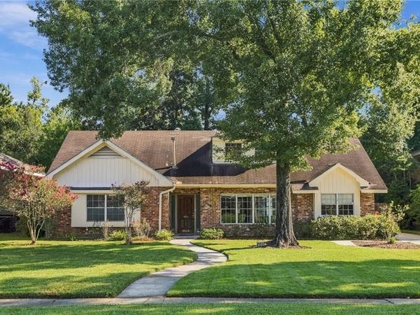 9529 ROBIN Lane, River Ridge, LA 70123