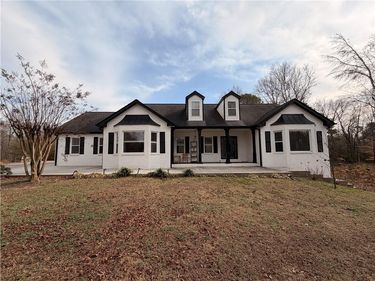 4625 Spout Springs Road , Buford, GA 30519