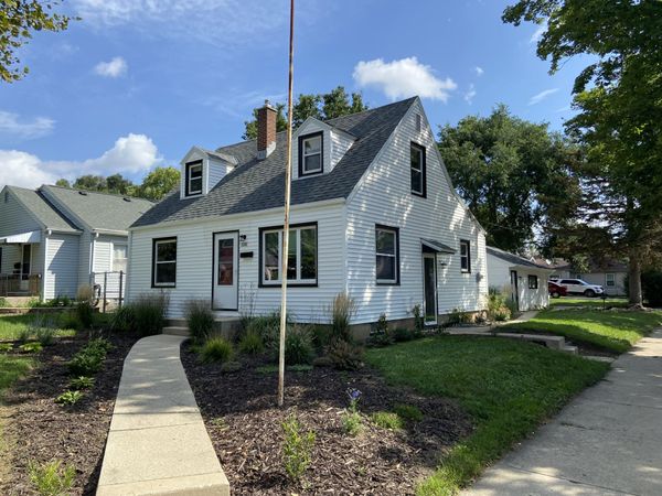3700 N 99th St, Milwaukee, WI 53222