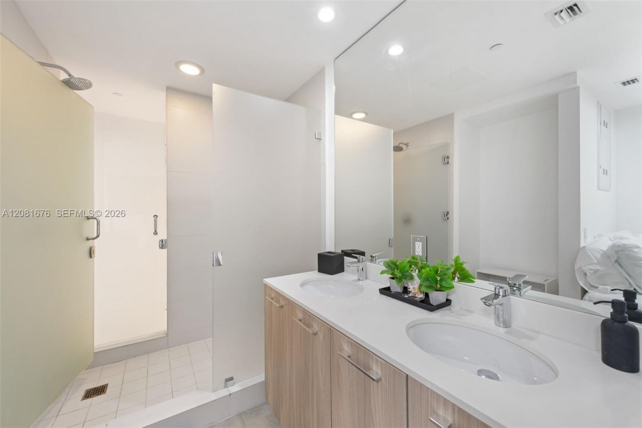 501 NE 31st St, Unit 2504, Miami, FL 33137 Photo
