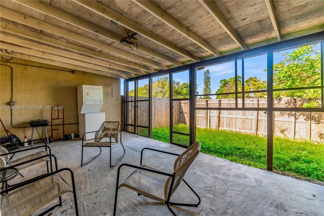 20248 NW 27th Place, Miami Gardens, FL 33056 Photo
