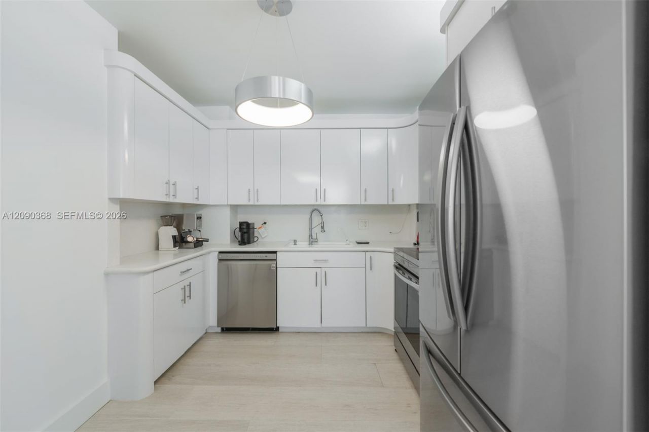 1950 S Ocean Dr, Unit 11P, Hallandale Beach, FL 33009 Photo