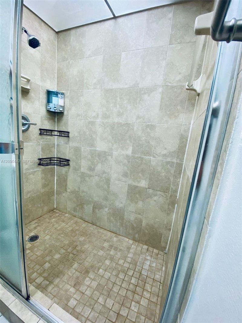 8015 SW 107th Ave, Unit 117, Miami, FL 33173 Photo