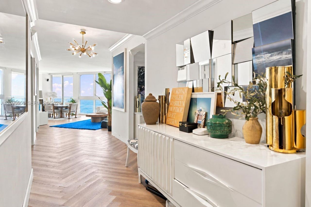 6365 Collins Ave, Unit 1103, Miami Beach, FL 33141 Photo