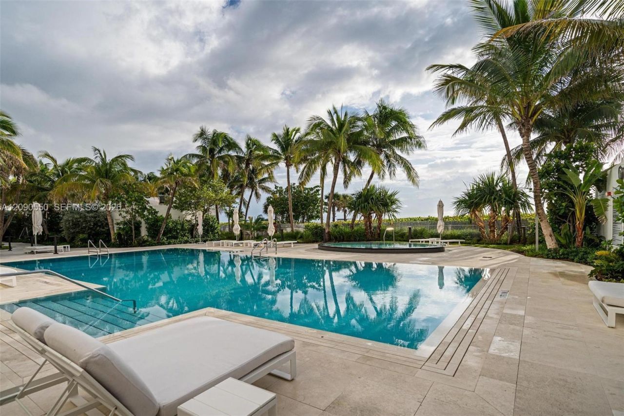 6365 Collins Ave, Unit 1103, Miami Beach, FL 33141 Photo