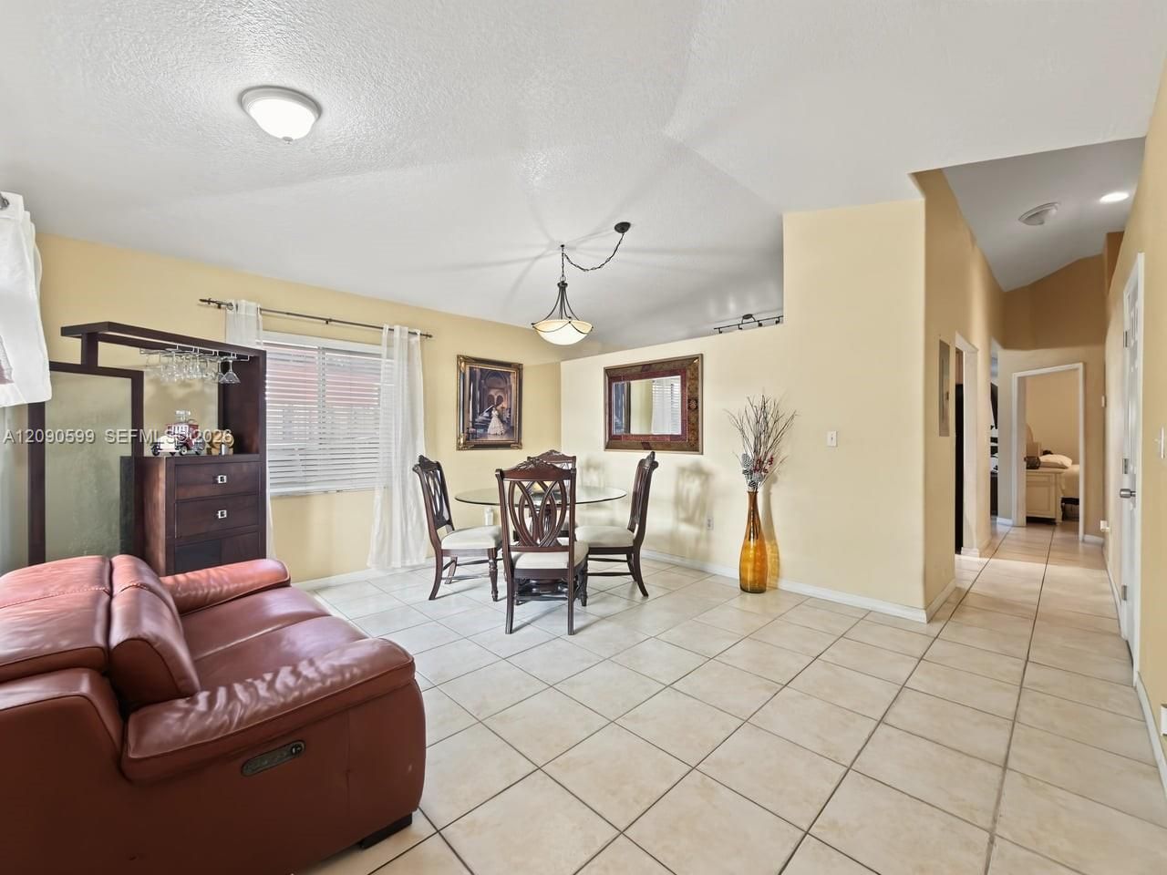 12711 NW 99th Pl, Hialeah Gardens, FL 33018 Photo