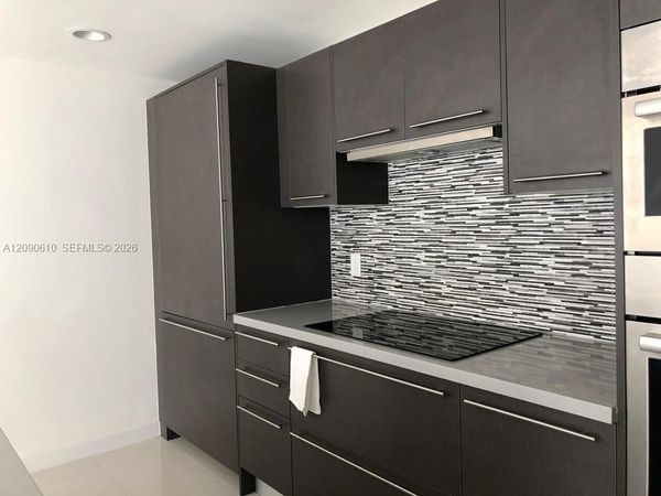 7875 NW 107th Ave , Unit 619, Doral, FL 33178