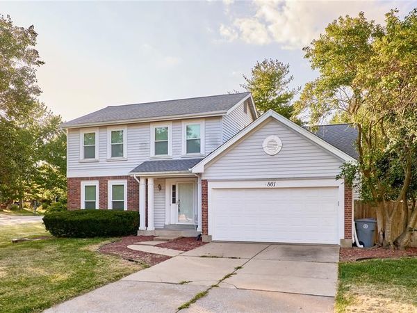 801 Tamerton Place , St Peters, MO 63376