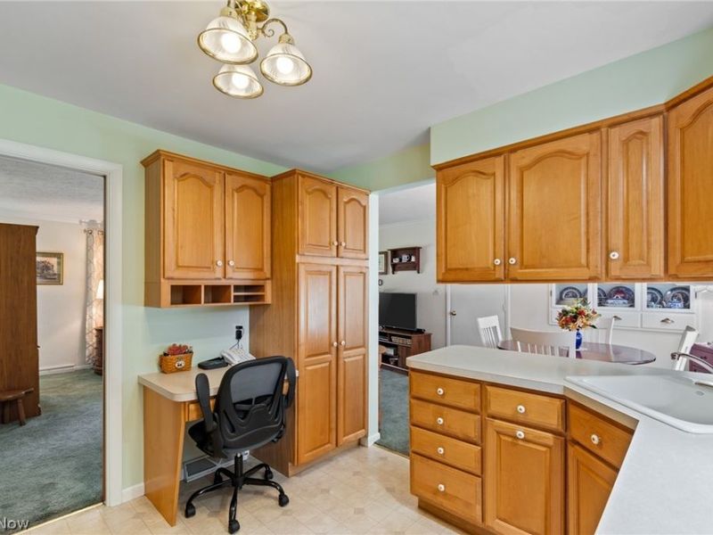 828 Eastview Avenue, Wadsworth, OH 44281 Photo 12