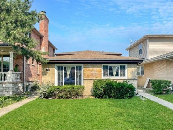 9109 Parkside Avenue , Unit 1, Morton Grove, IL 60053