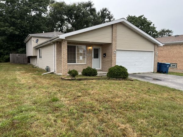 602 Merrill Avenue , Calumet City, IL 60409