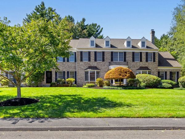 7 Cherokee Rd, Canton, MA 02021