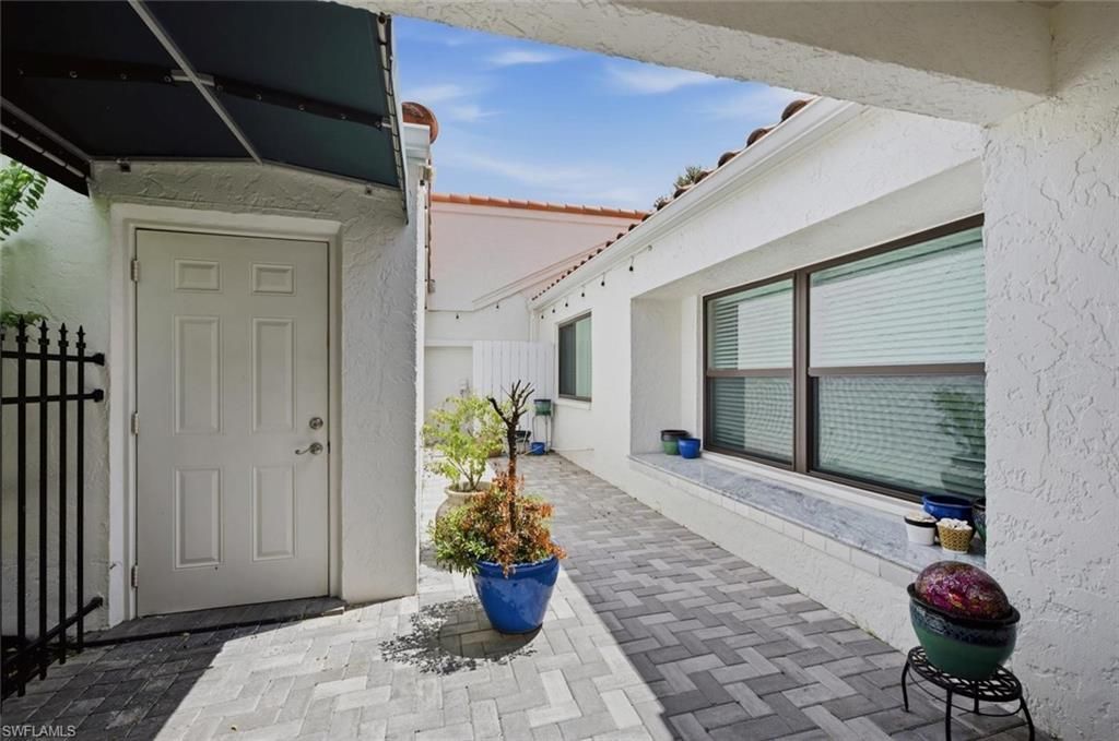 756 Reef Point Cir , Naples, FL 34108 Photo