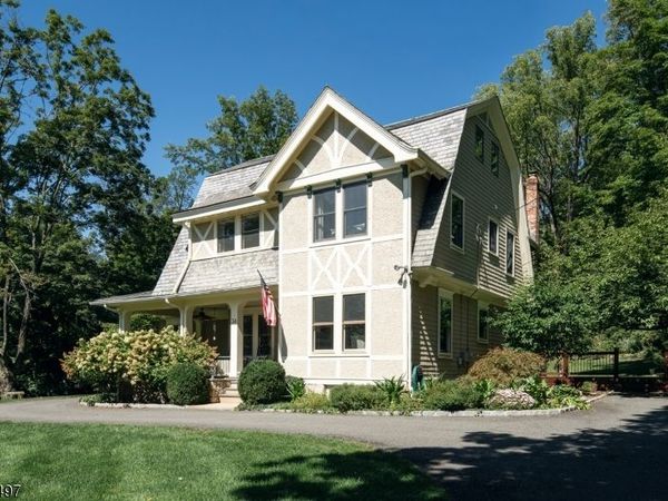 34 Sunnyslope Ave, Long Hill, NJ 07946